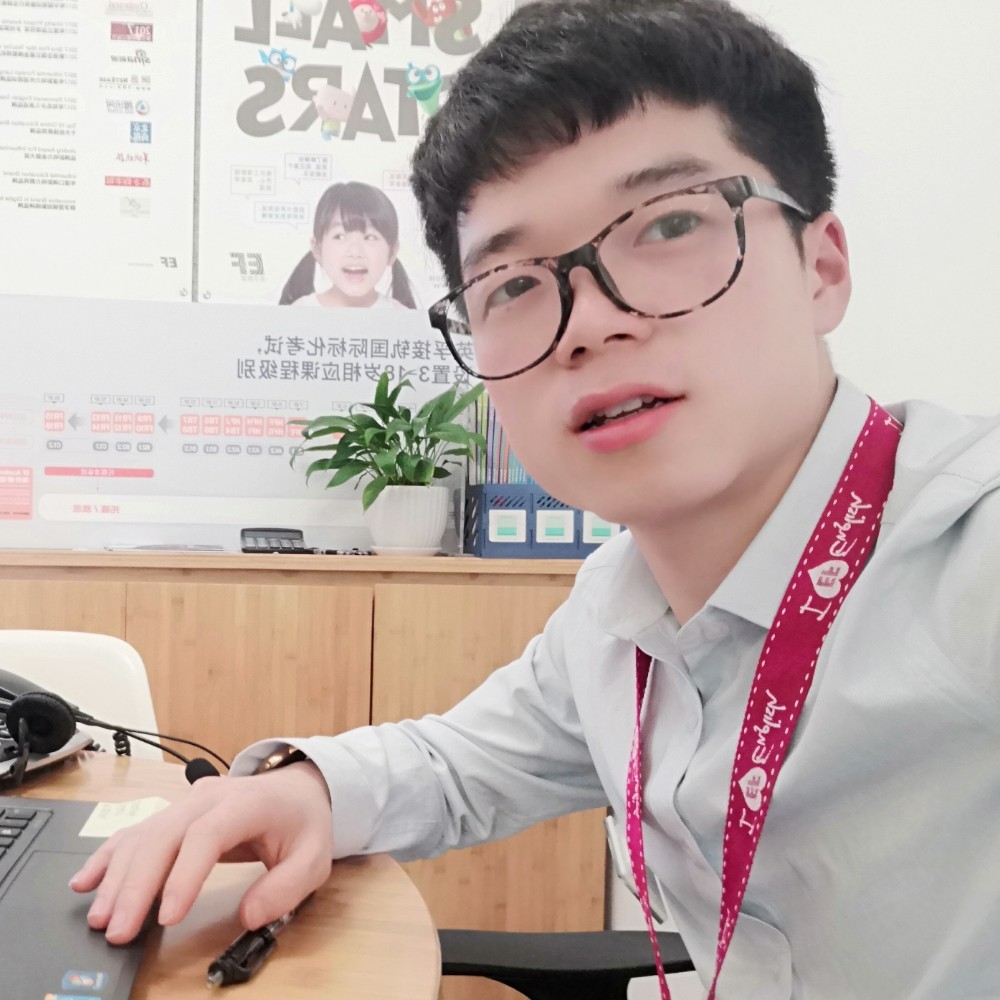 枕头漫步热心的照片