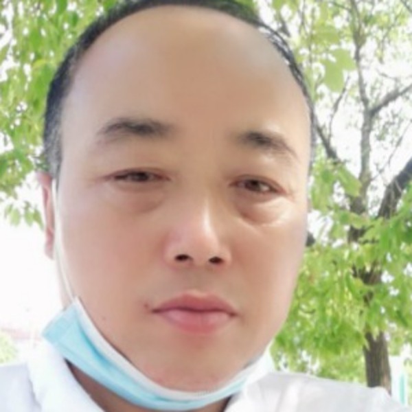 背后邂逅红牛的照片