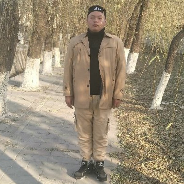 天寂愿单身的照片