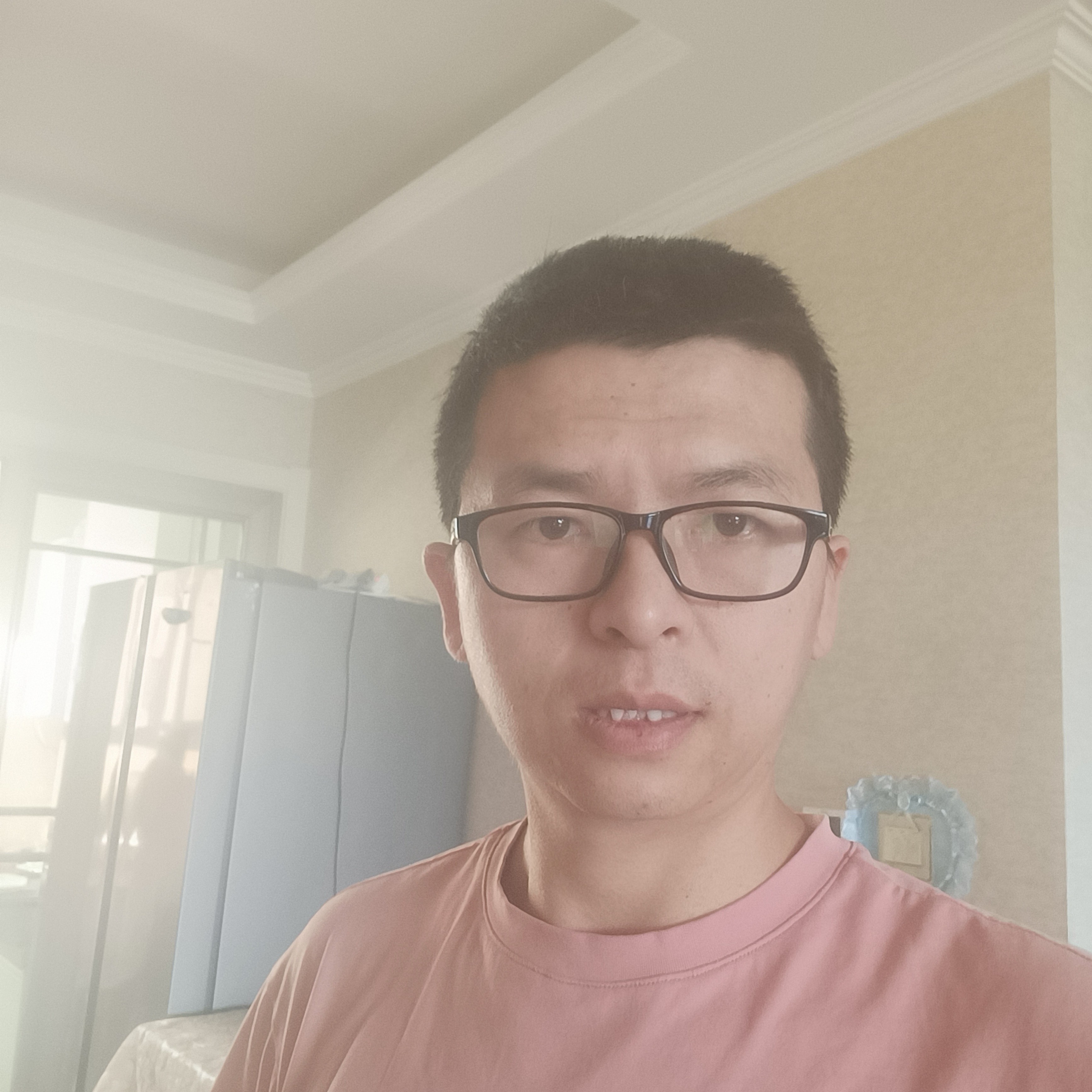 马哥尔的照片