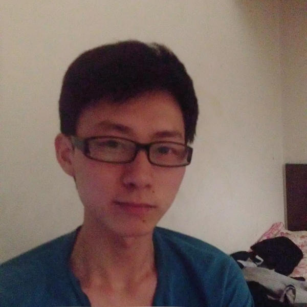 东如的照片