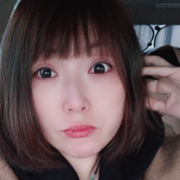 咖啡留胡子的照片