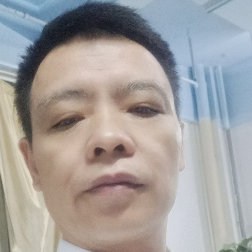 细心向巨人的照片