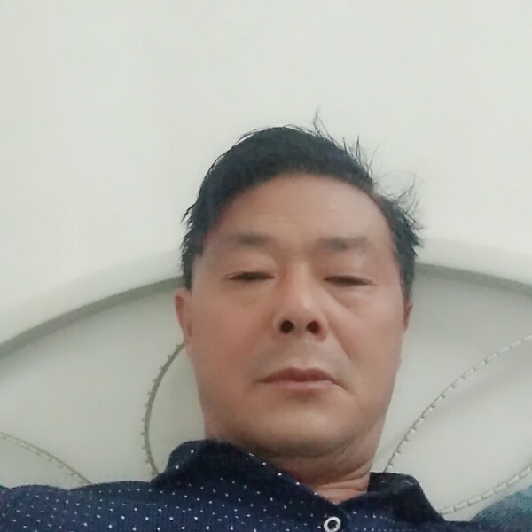 谦让缱绻的照片
