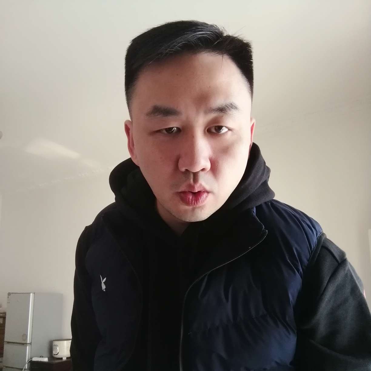 明明不是明明的照片