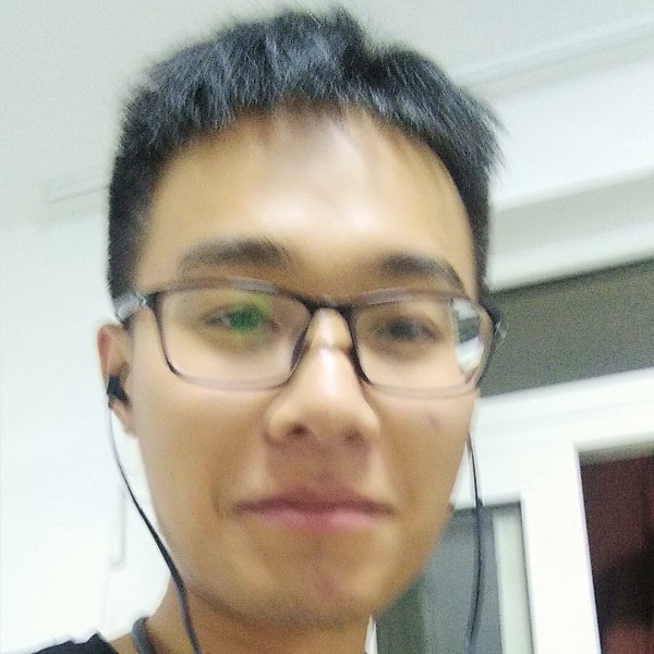 鲤鱼月亮的照片
