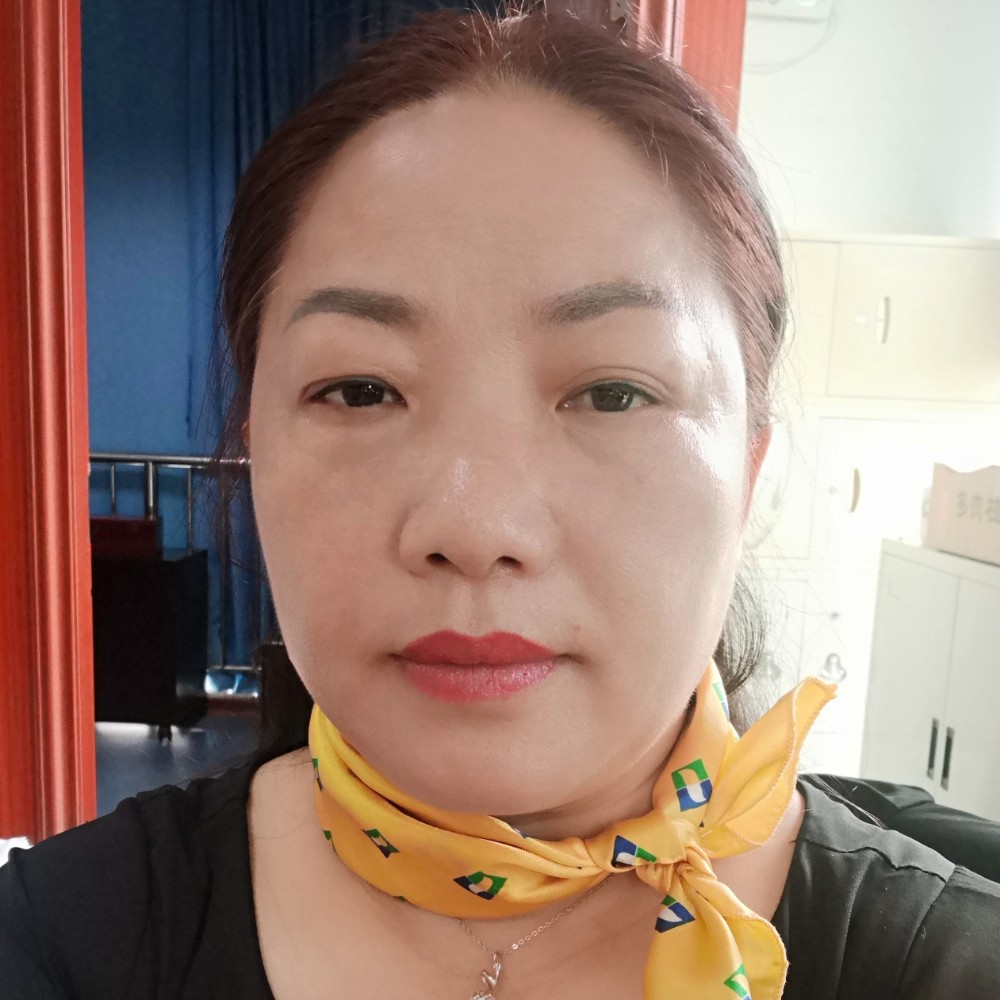 小懒虫浅吻帅气的照片