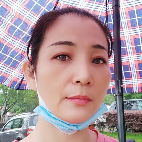 樱姿曼的照片