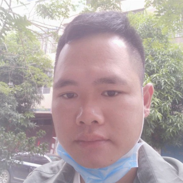 俊逸笑荼蘼的照片