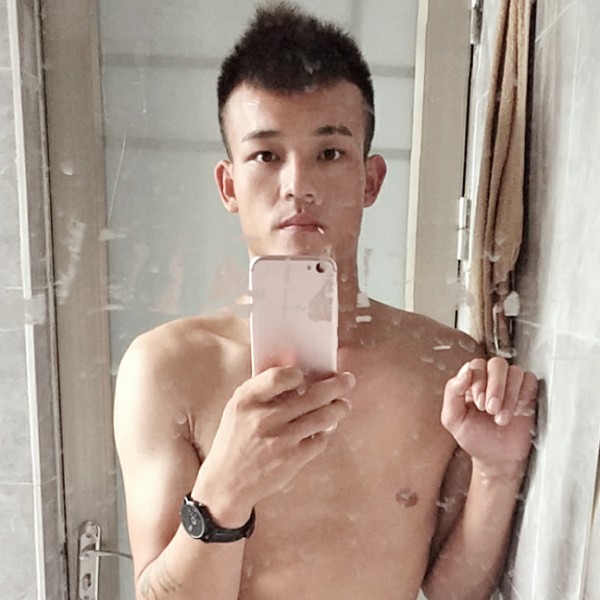 萝莉演变迷路的照片