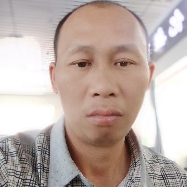 深情表露的照片