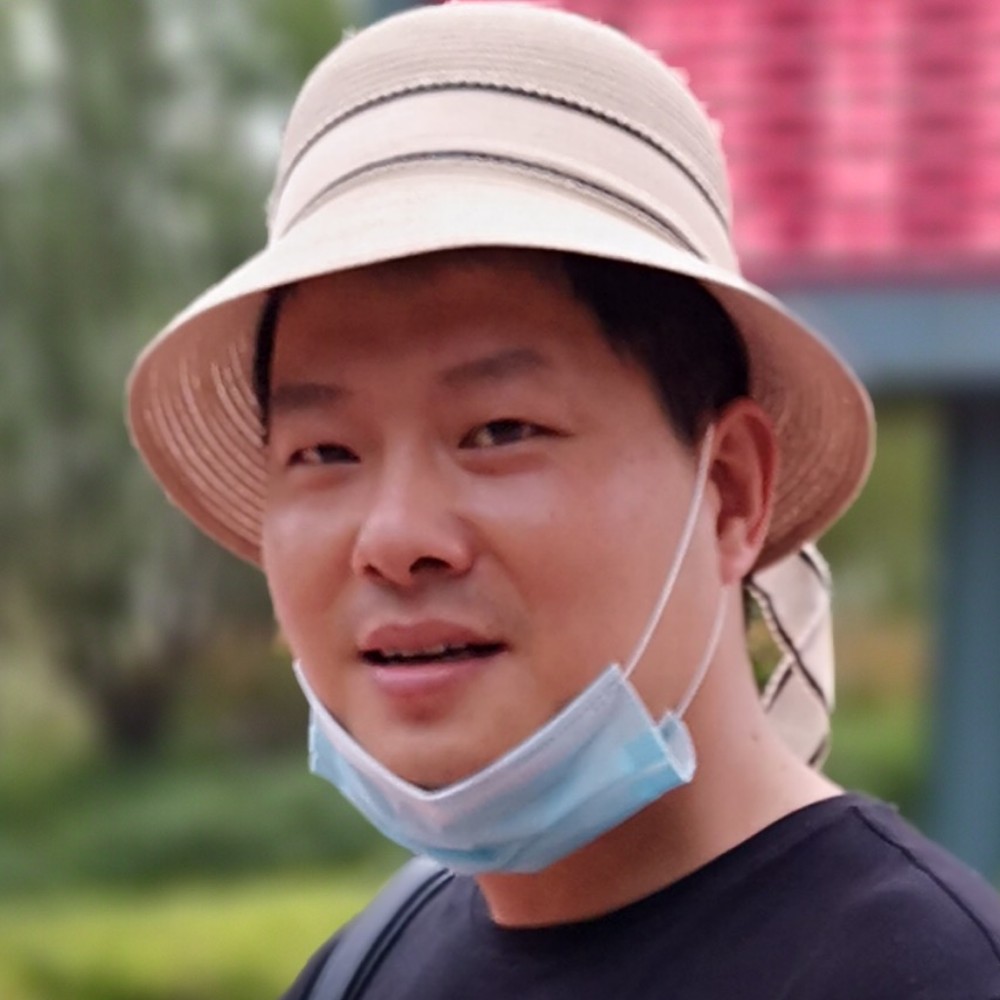 卡布奇诺的向余溫的照片