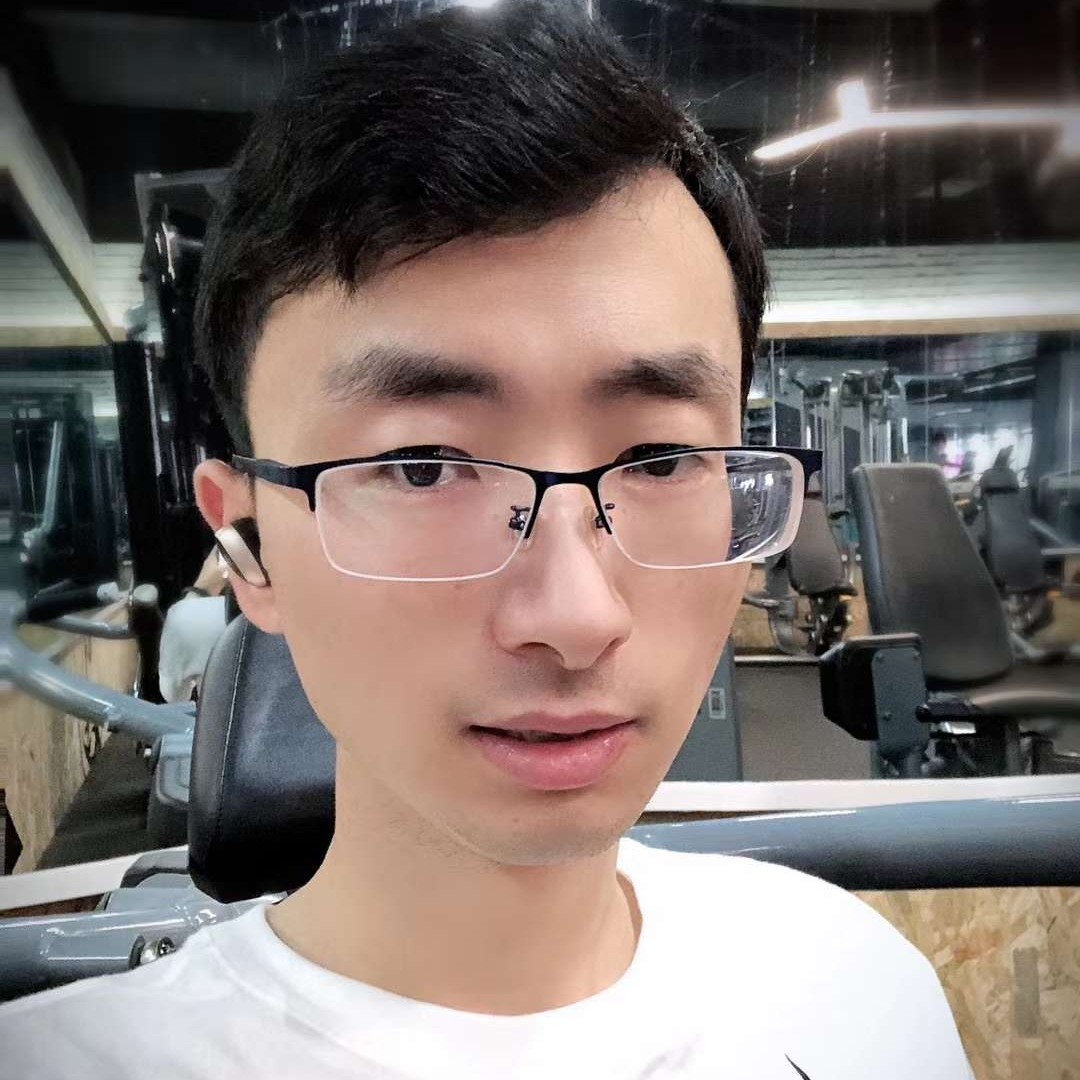 梧桐雨下的照片