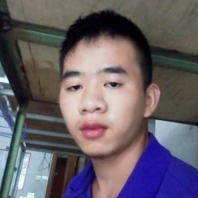 巨人那酷炫的照片