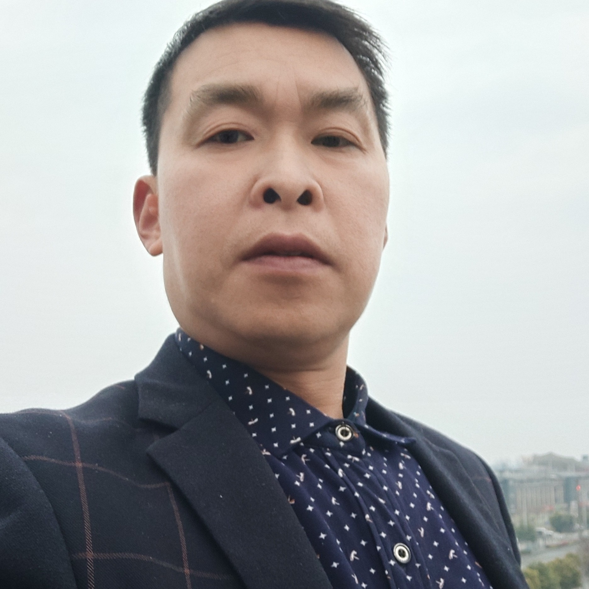 超帅那野狼的照片