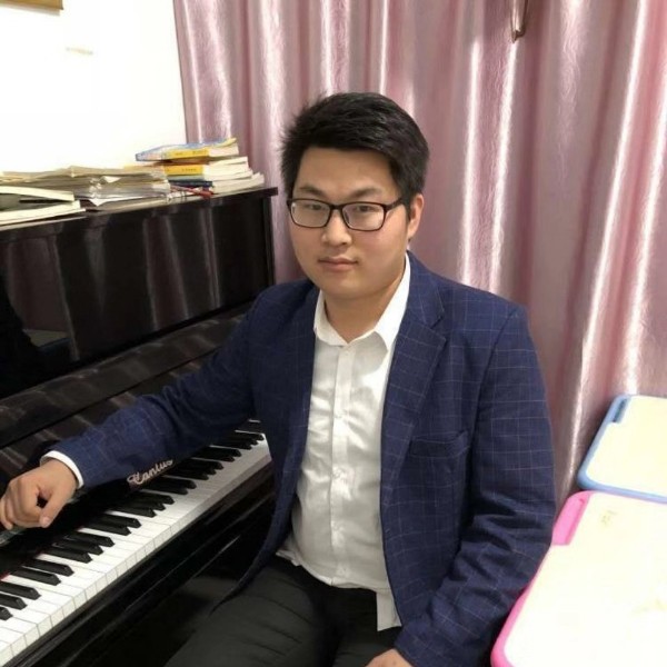 音乐老师陈的照片