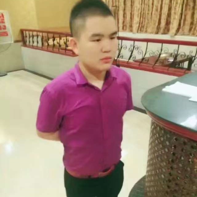 红尘含蓄的照片