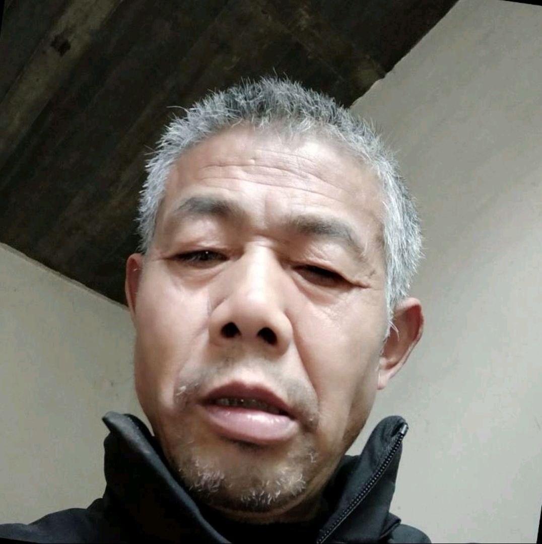 香烟倾心纯真的照片