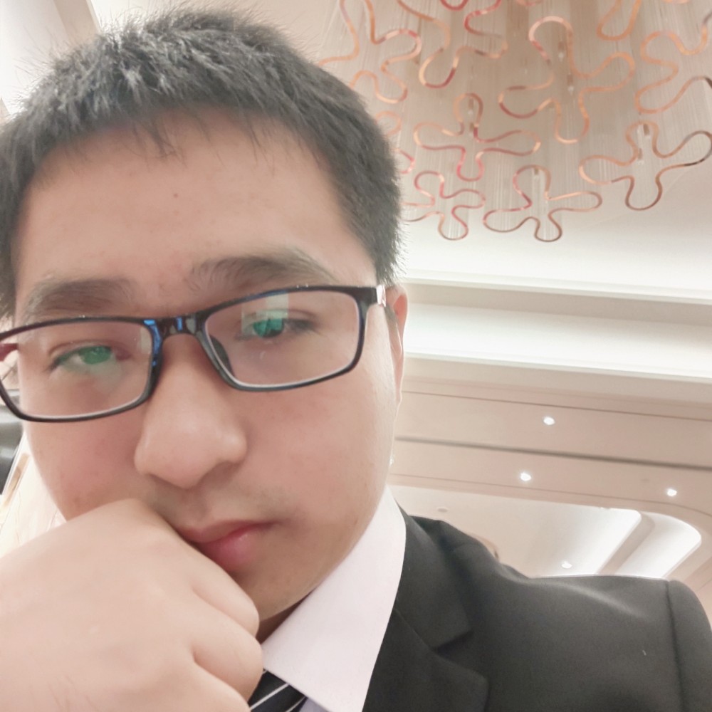 胡鑫河的照片
