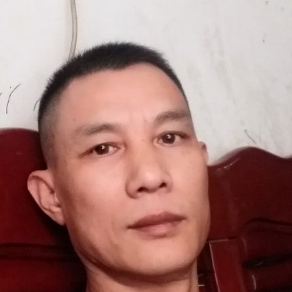 月光那粗暴的照片