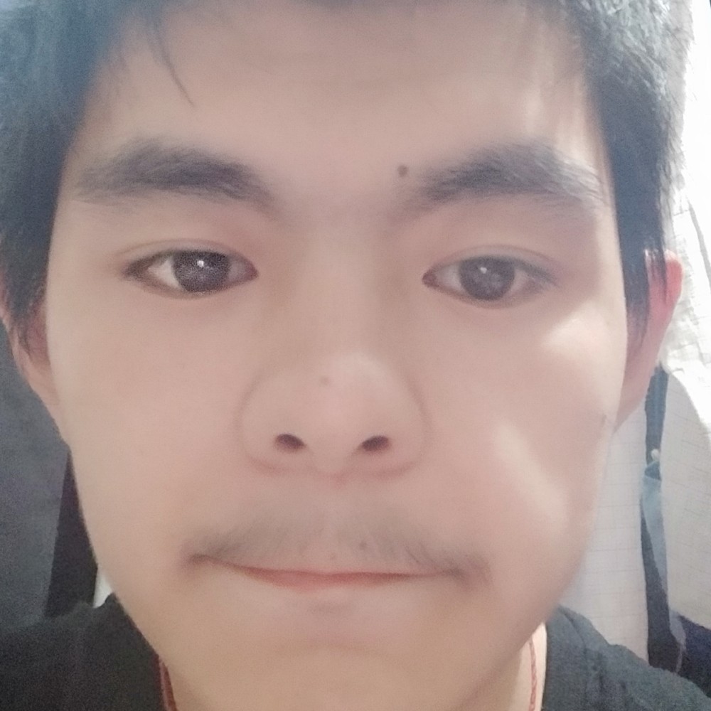 小王孟奇的照片