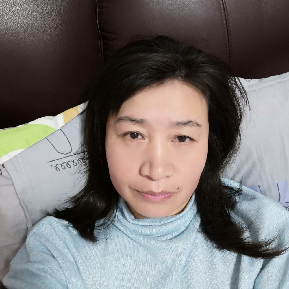 调皮树叶的照片