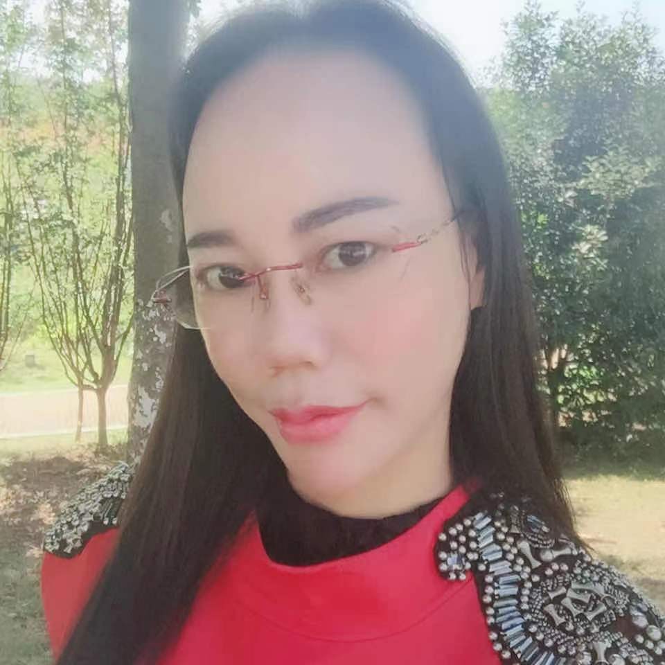 友好方钻石的照片