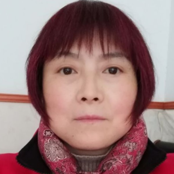 苟珍的照片