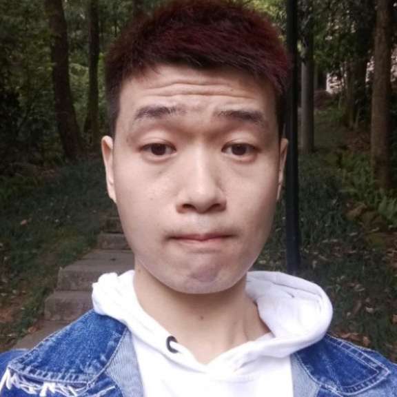 呓语等于洁净的照片