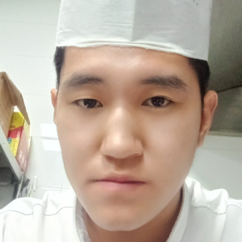 水池多么年轻的照片