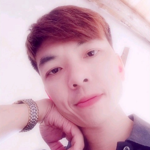 潇洒回眸的照片