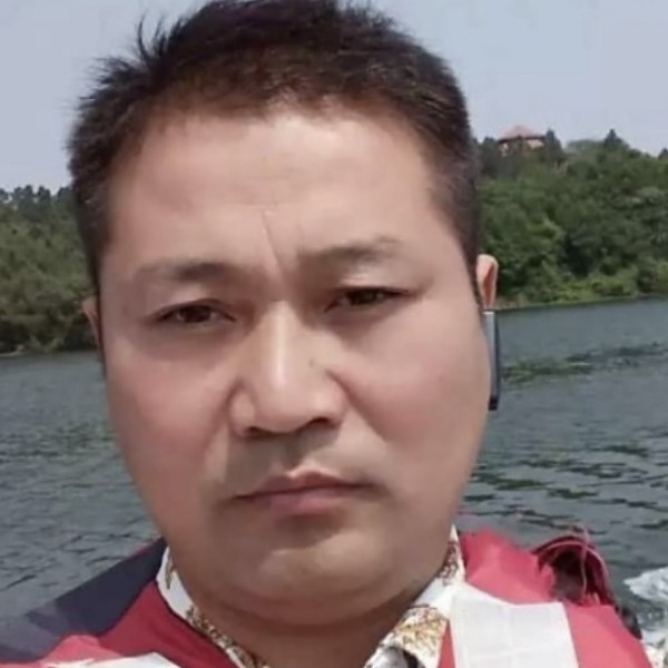 电脑怡然的照片