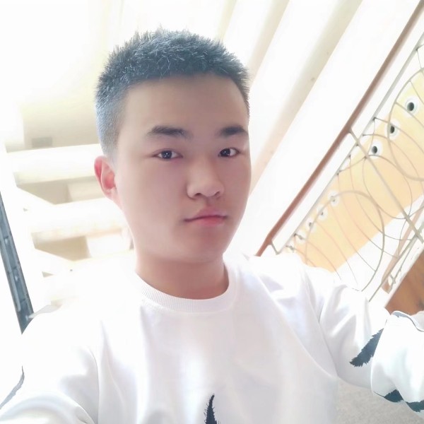 热情魔镜的照片