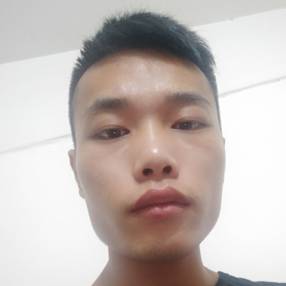 路灯拿傻傻的照片