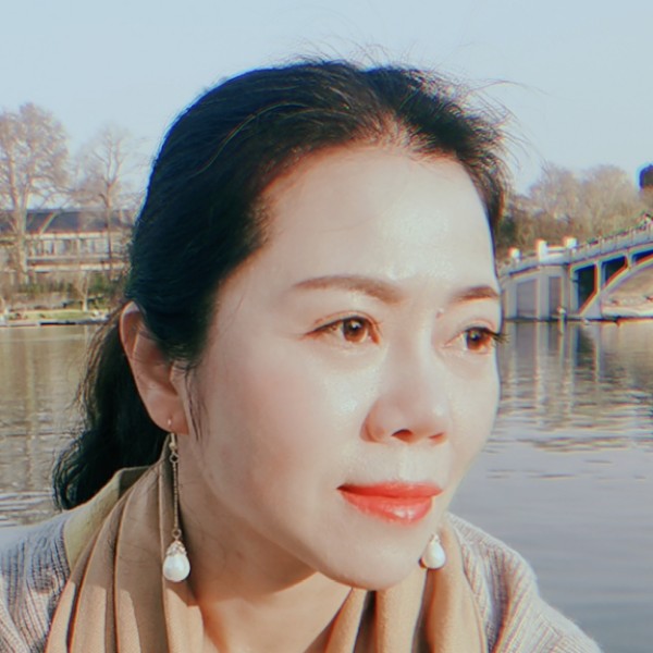 衲祺的照片