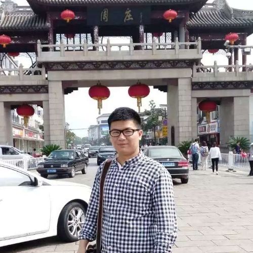 繁伊落尽的照片