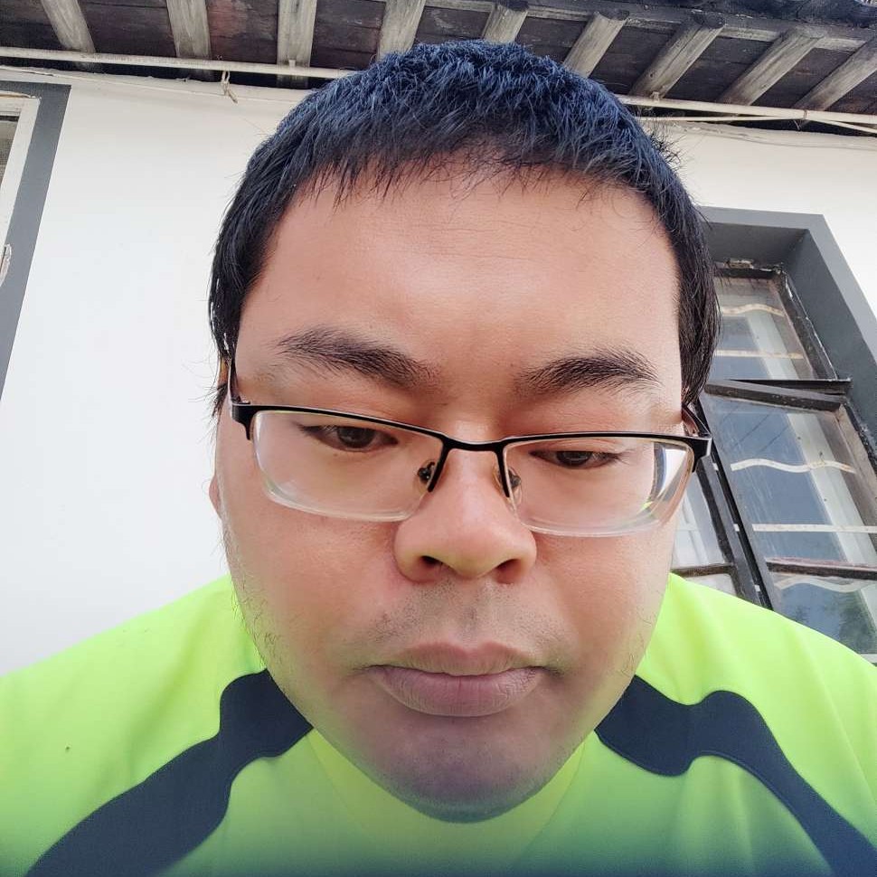 春媱的发嗲的照片