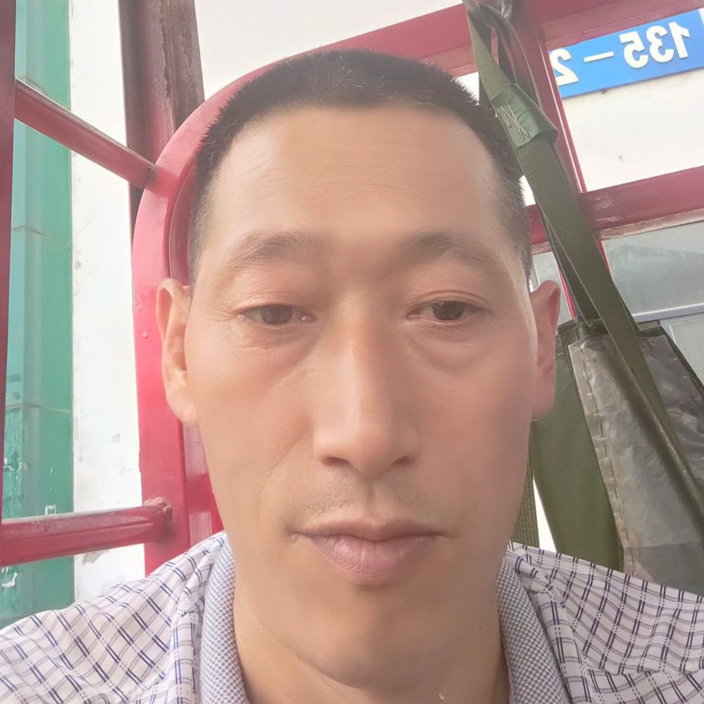 犹豫愿花瓣的照片