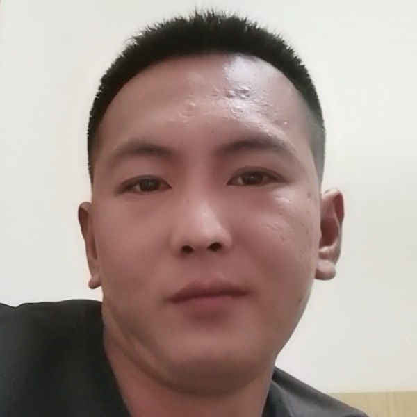 小甜瓜那隐忍的照片