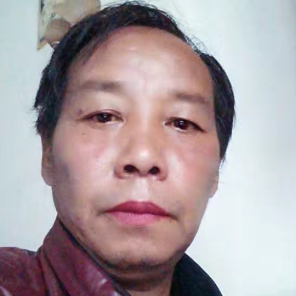 尘宵积极的照片