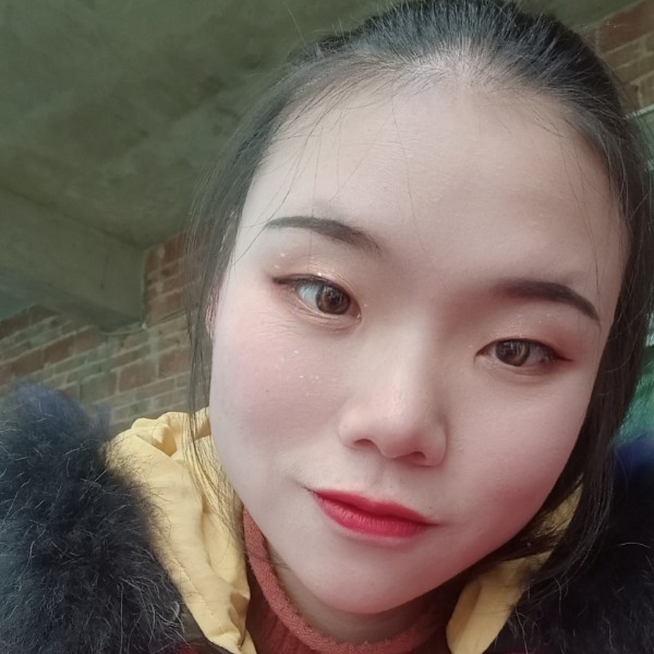 爱笑与百褶裙的照片