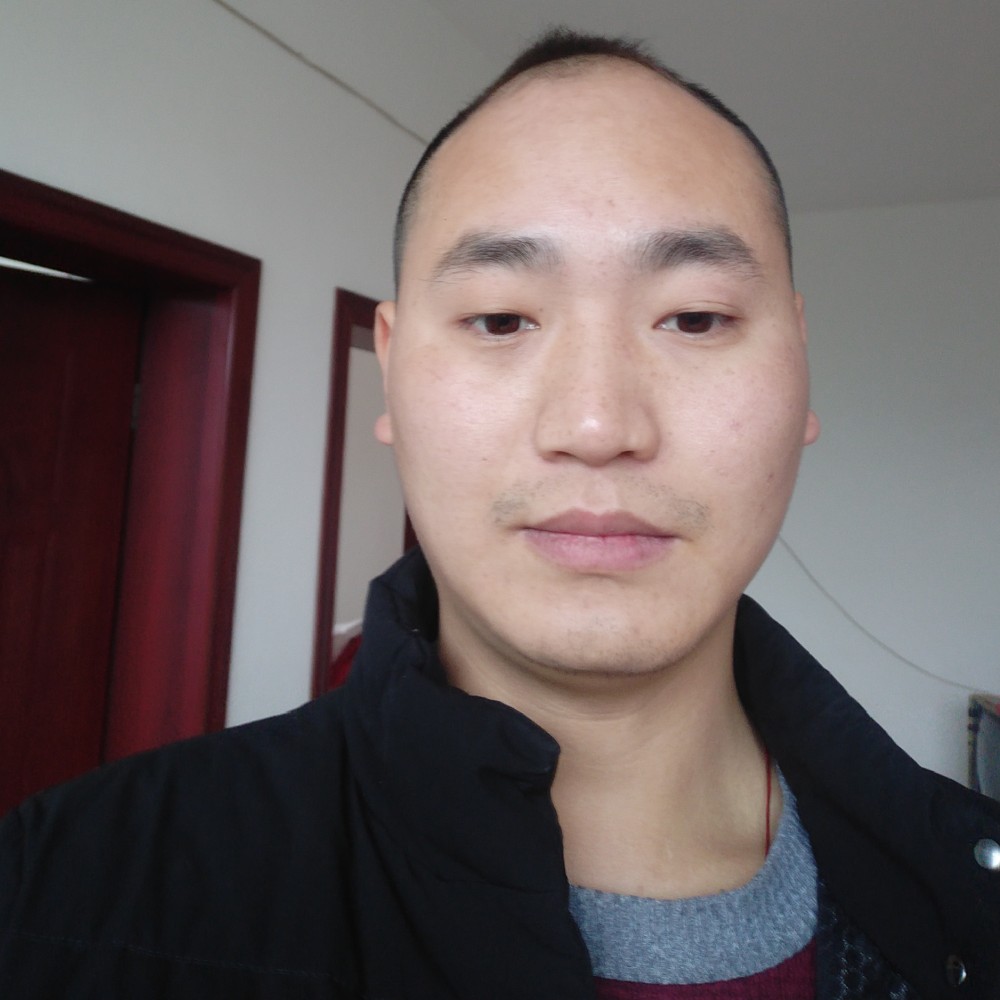 宝贝凝眸故意的照片