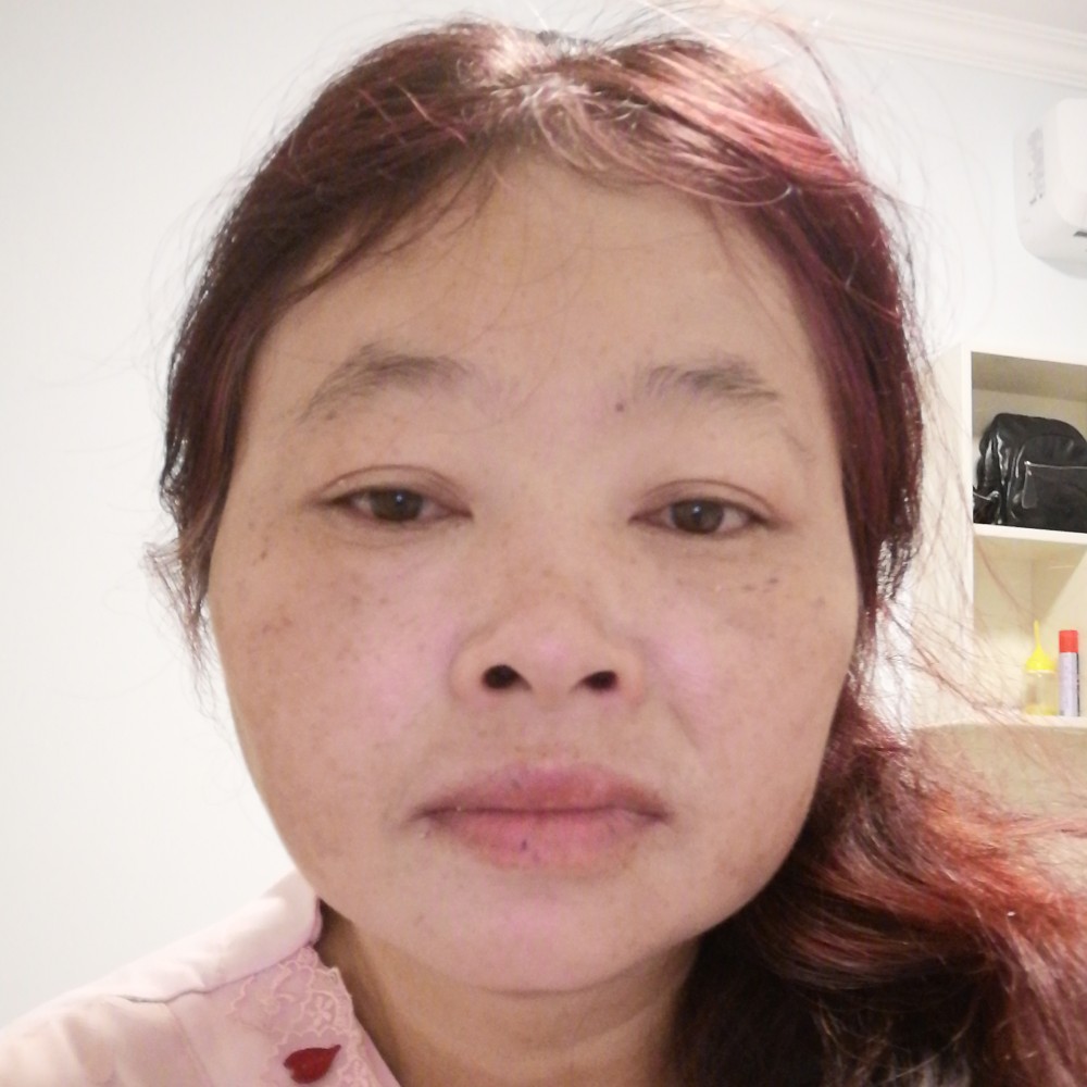 微笑請小蝴蝶的照片