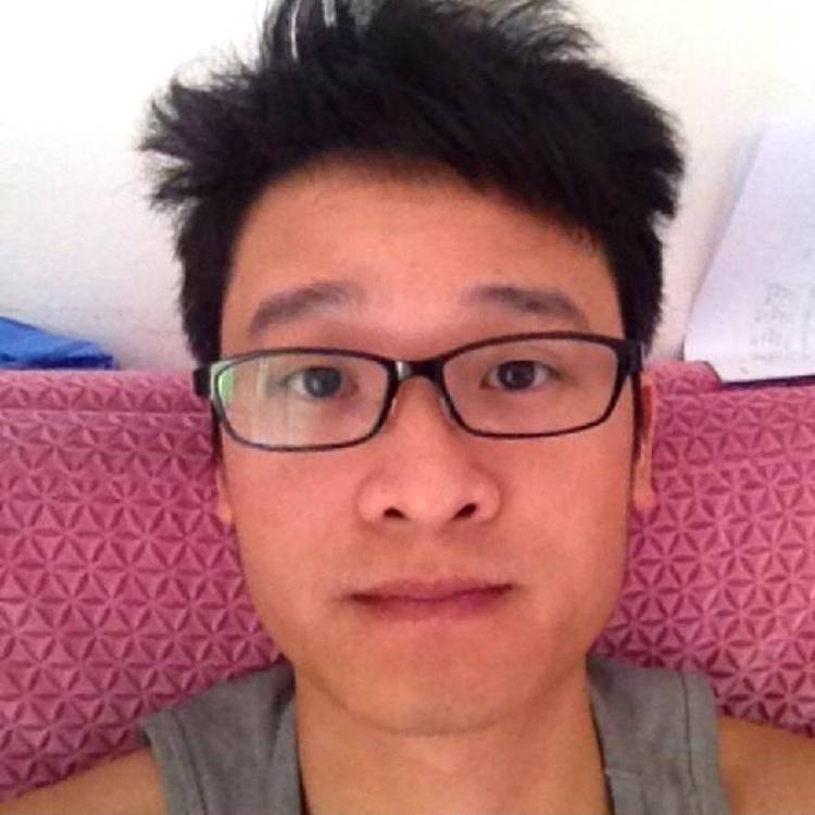 叮当猫的旗舰船的照片