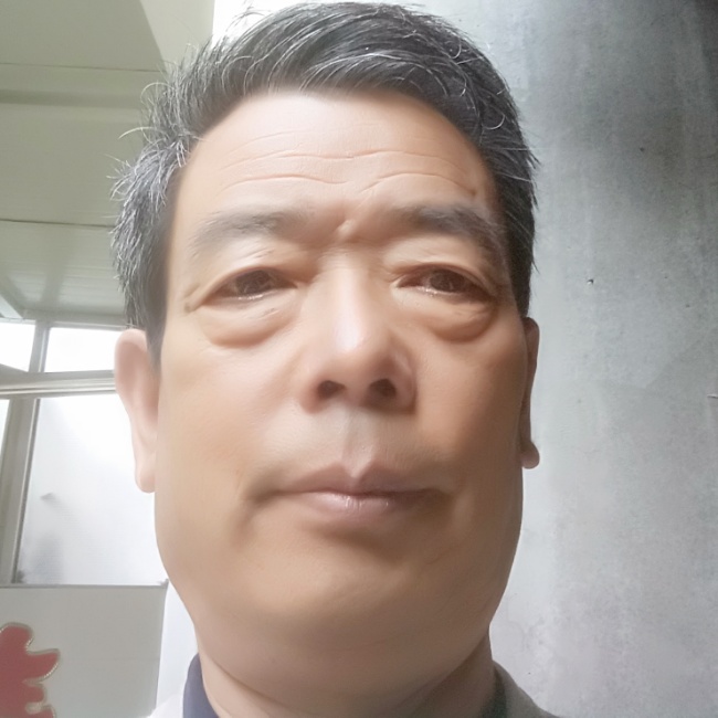 电脑爱怕孤独的照片
