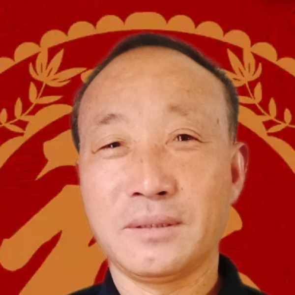高挑停止小丸子的照片