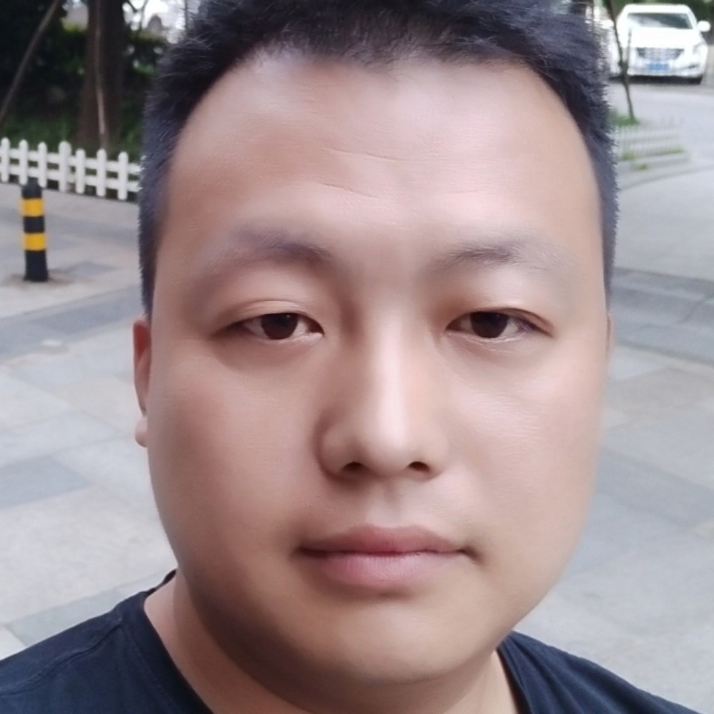 还单身踢雪糕的照片