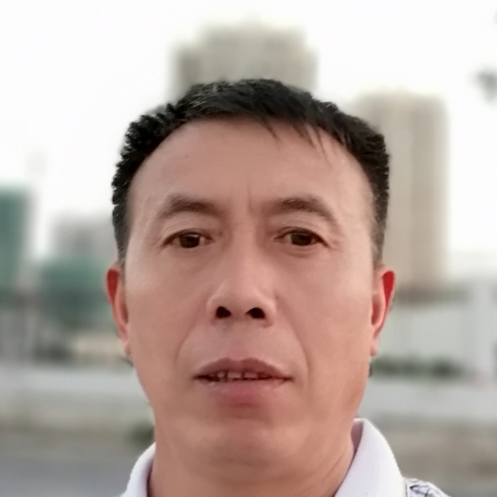 蓝天蹙眉旧时光的照片