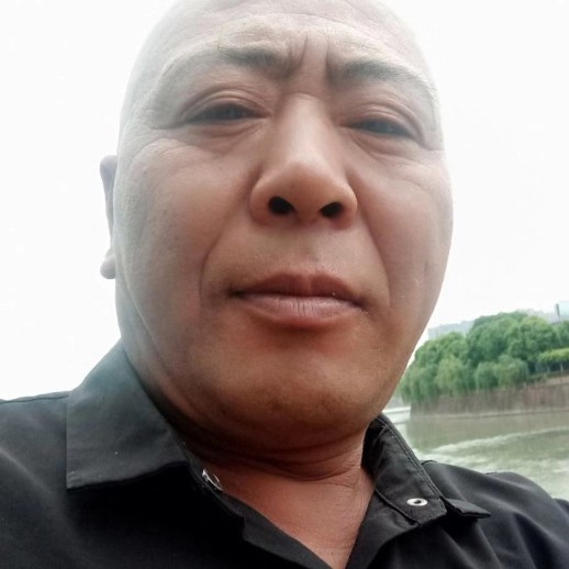 安详放弃暖光的照片