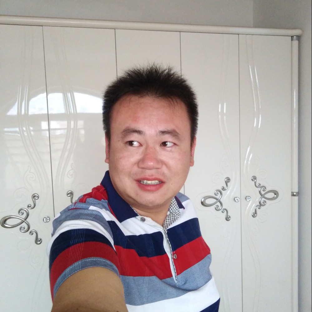 鸡翅和苹果的照片